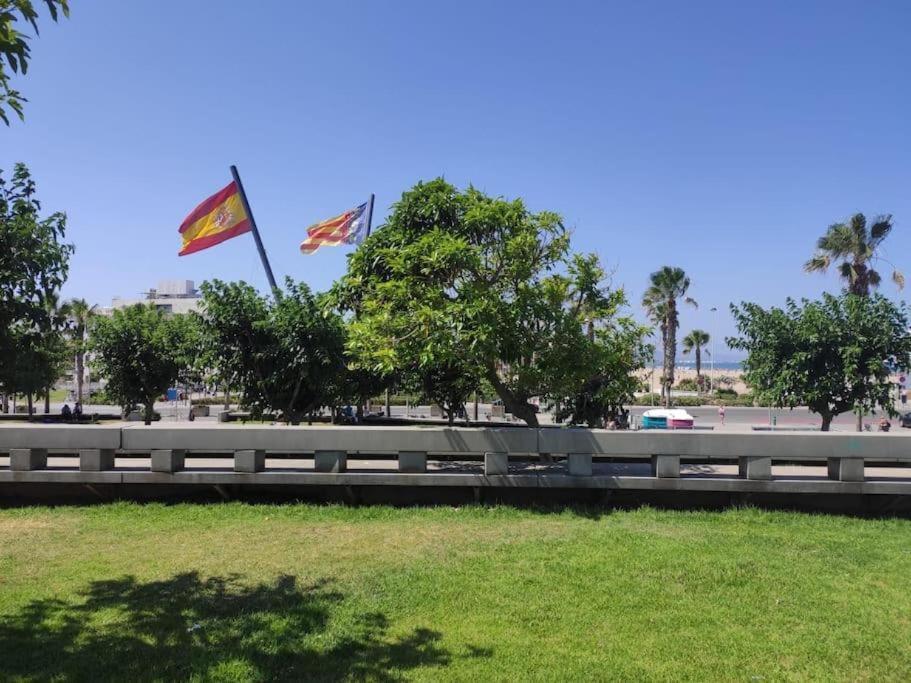 El Rinconcito Del Cabanyal Valencia Apartment Bagian luar foto